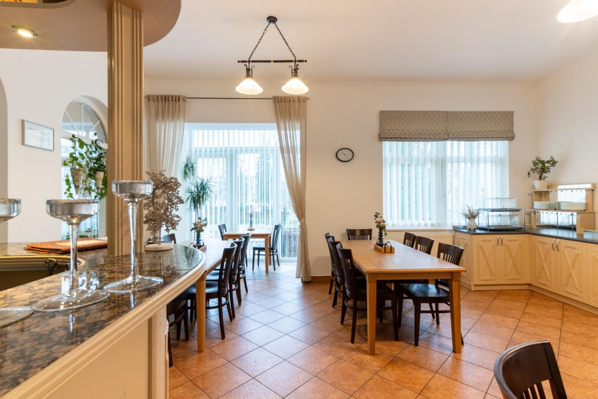 Hotel Sanatorium Mariot Františkovy Lázně Esterno foto