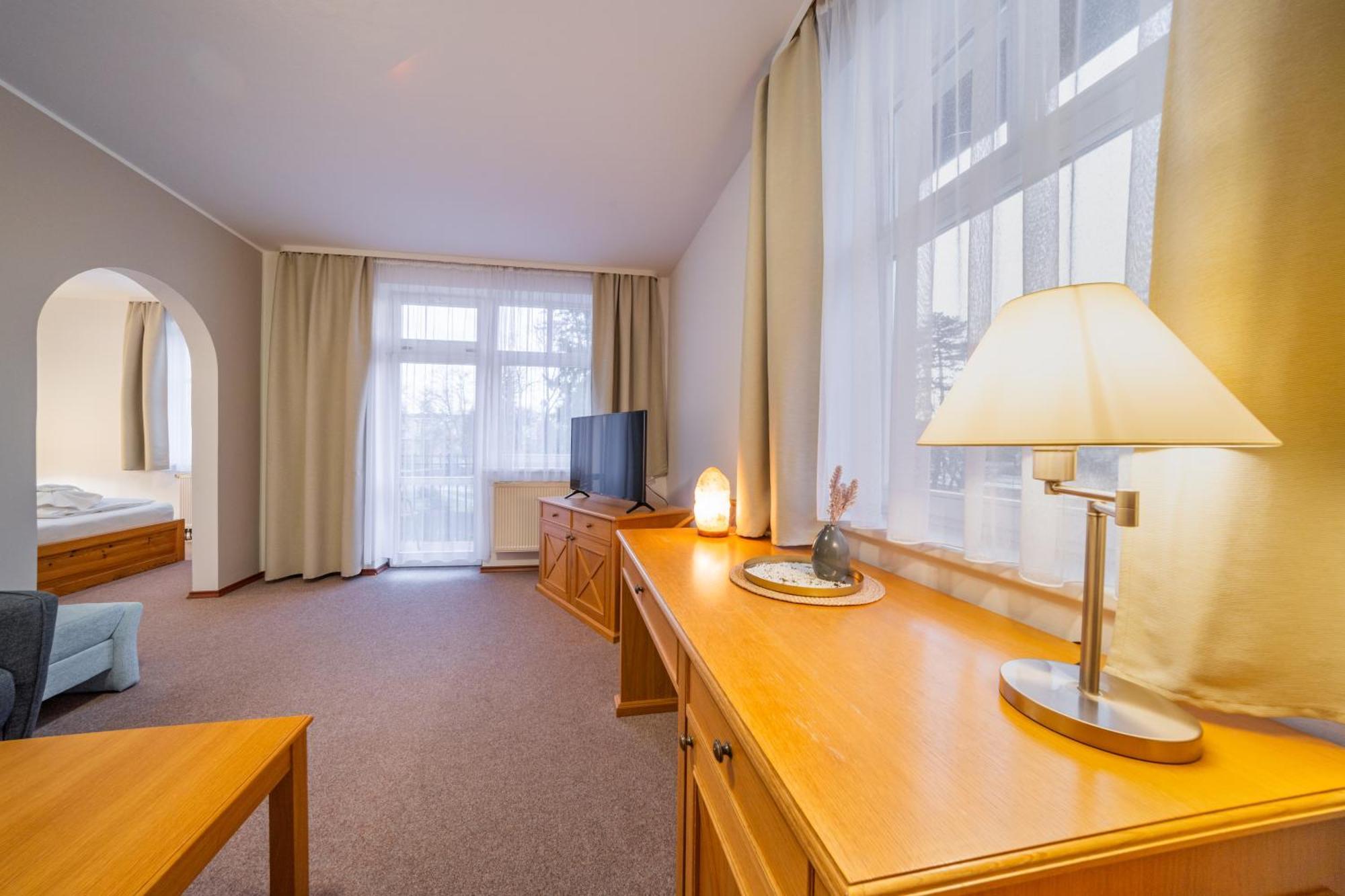 Hotel Sanatorium Mariot Františkovy Lázně Esterno foto