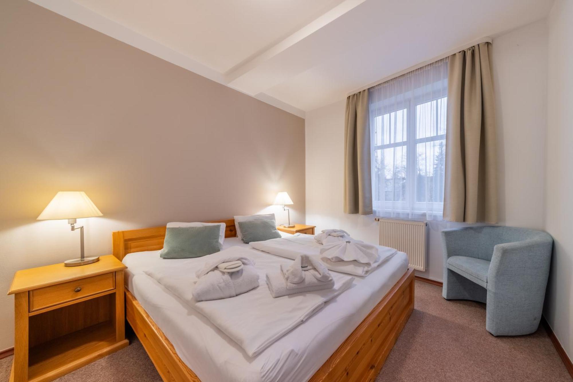 Hotel Sanatorium Mariot Františkovy Lázně Esterno foto